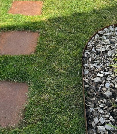 5 Idées Innovantes pour Aménager votre Jardin avec de Acier Corten